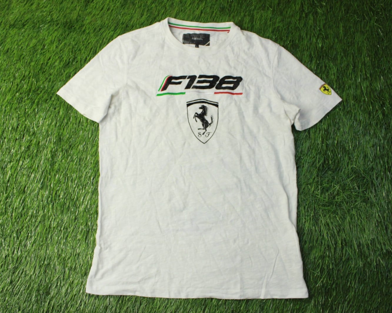 SCUDERIA FERRARI rare RACING SHIRT JERSEY TEE OFFICIAL PRODUCT SIZE L LARGE