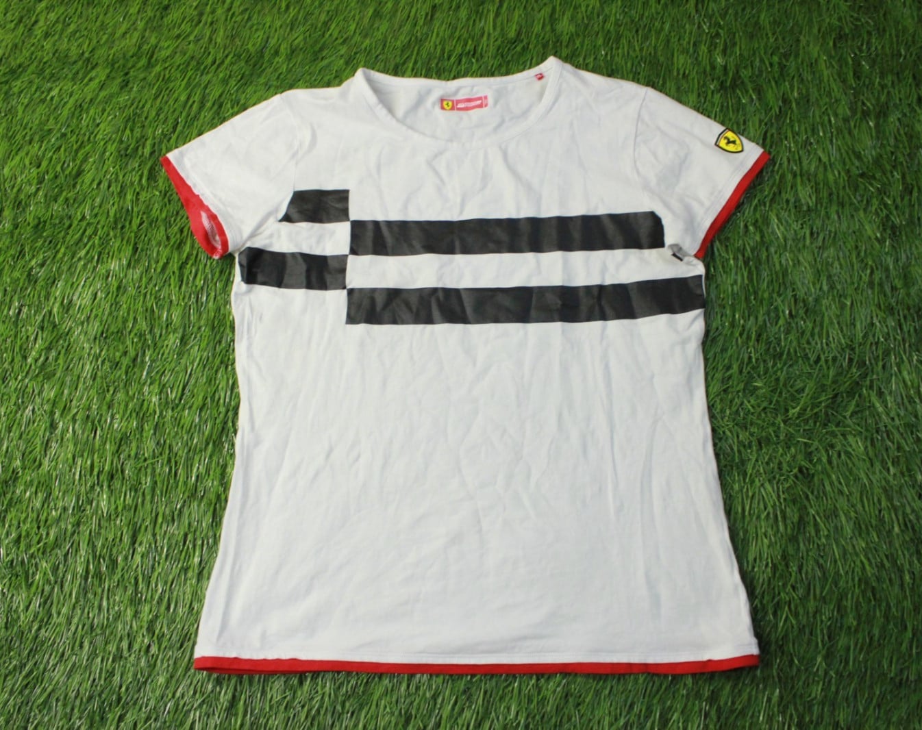 SCUDERIA FERRARI RARE F1 RACING WOMEN SHIRT JERSEY TEE OFFICIAL PRODUCT SIZE XL