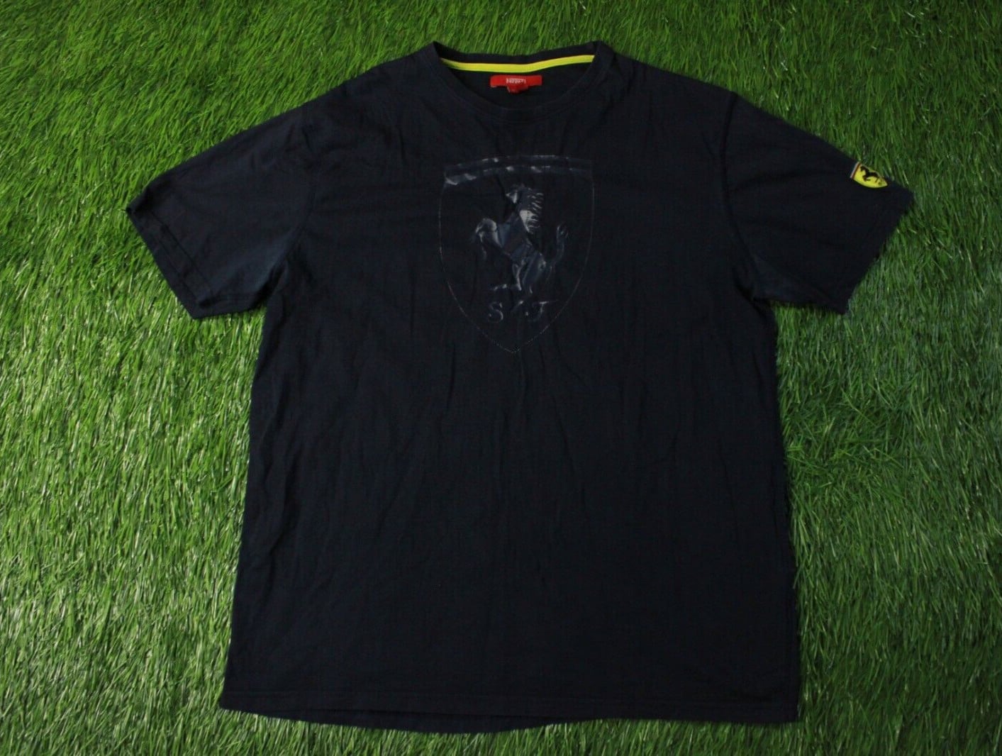 SCUDERIA FERRARI TEAM RARE RACING MEN SHIRT JERSEY TEE OFFICIAL PRODUCT SIZE XL